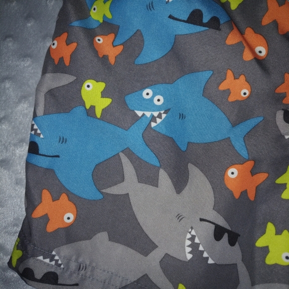 4/$20 Toddler boy George ocean swim trunks 2T - Picture 4 of 12